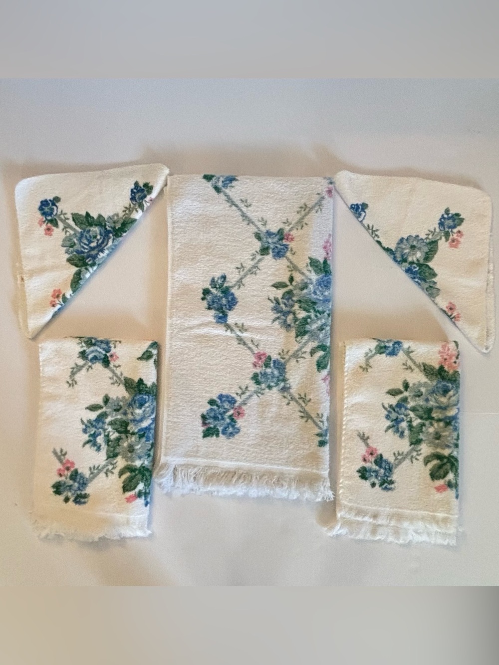 Vintage Cannon Towel Set 5 Piece Floral Blue Green & White Cotton